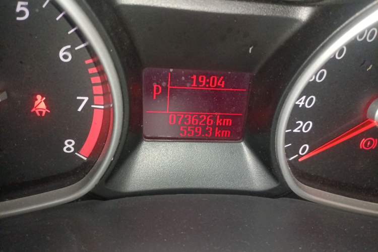 Used Ford Mondeo 2011 2.3L Fashion Edition Odometer Close Up