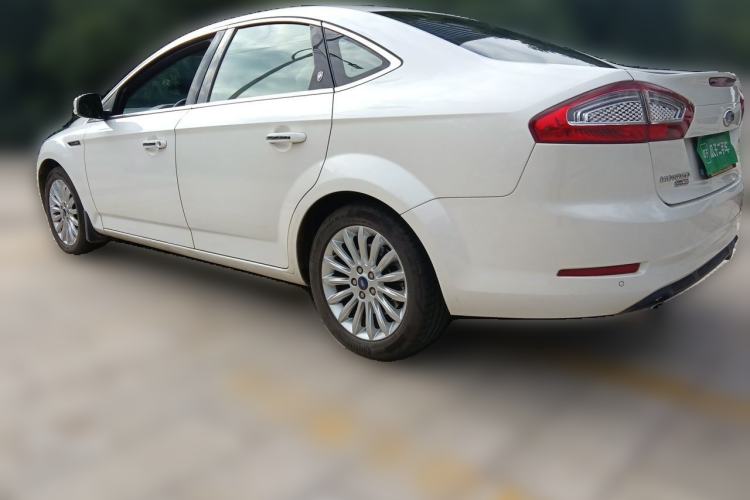 Used Ford Mondeo 2011 2.0L GTDi 200 Luxury Edition Rear Left 45 Deg