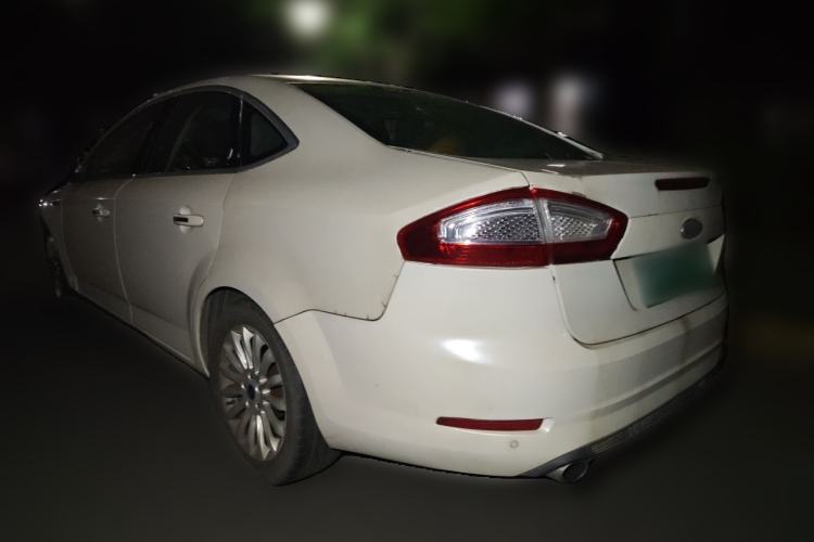 Used Ford Mondeo 2011 2.0L GTDi 200 Luxury Edition Rear Left 45 Deg