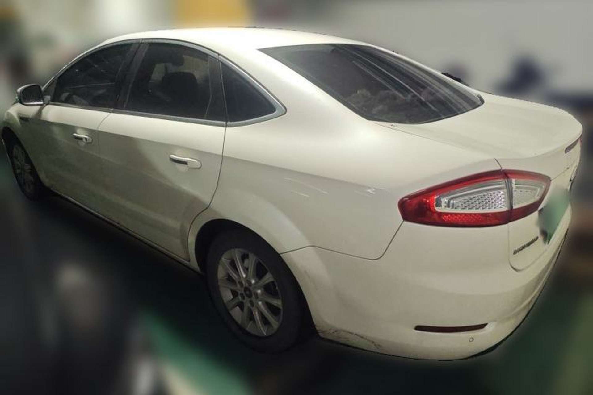 Used Ford Mondeo 2011 2.3L Fashion Edition Rear Left 45 Deg