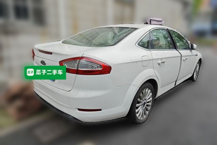 Used Ford Mondeo 2011 2.0L GTDi 200 Fashion Edition Rear Right 45 Deg