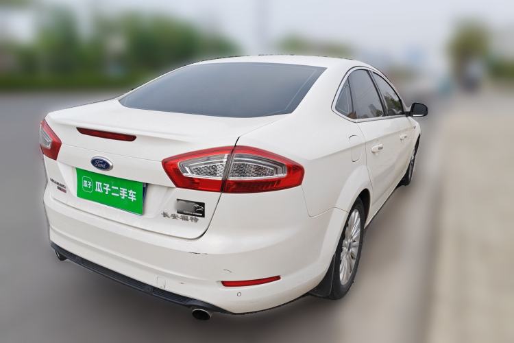 Used Ford Mondeo 2011 2.0L GTDi 200 Fashion Edition Rear Right 45 Deg