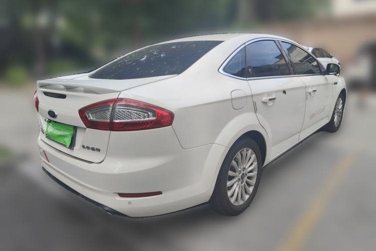 Used Ford Mondeo 2011 2.0L GTDi 200 Luxury Edition Rear Right 45 Deg