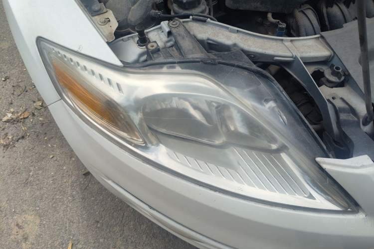 Used Ford Mondeo 2011 2.3L Fashion Edition Right Front Headlight
