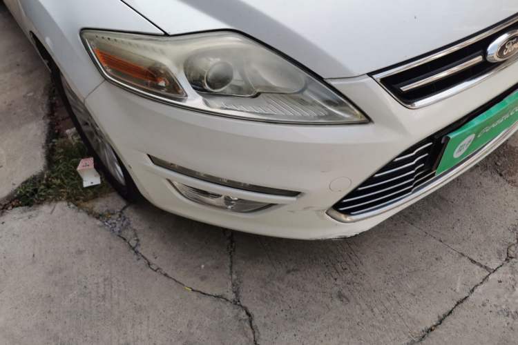 Used Ford Mondeo 2011 2.0L GTDi 200 Fashion Edition Right Front Headlight