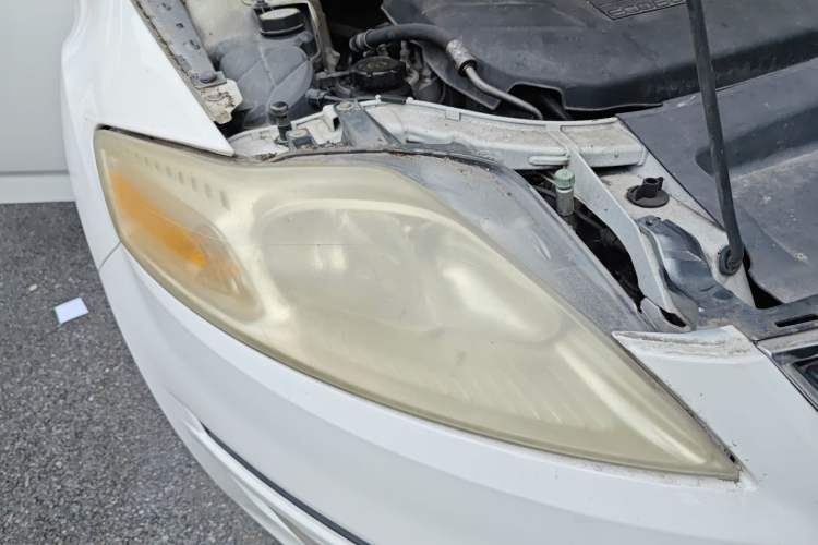 Used Ford Mondeo 2011 2.0L GTDi 200 Fashion Edition Right Front Headlight