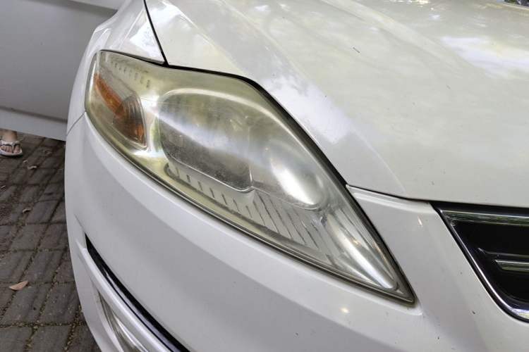 Used Ford Mondeo 2011 2.0L GTDi 200 Fashion Edition Right Front Headlight