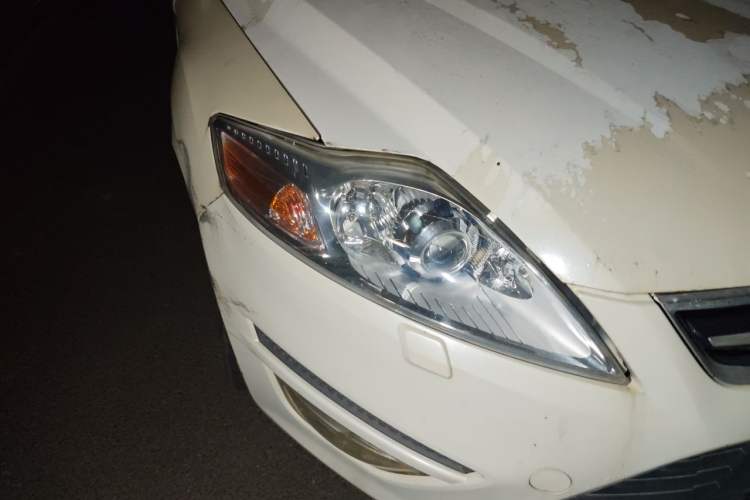 Used Ford Mondeo 2011 2.0L GTDi 200 Luxury Edition Right Front Headlight