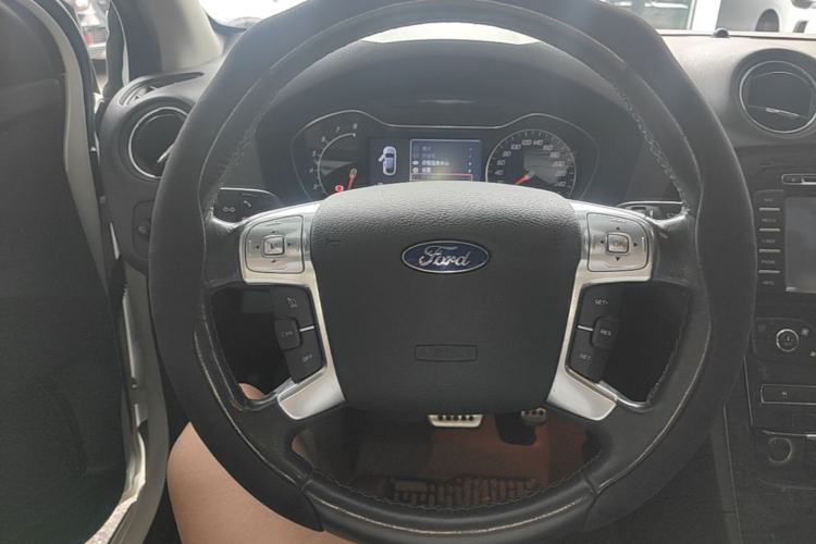 Used Ford Mondeo 2011 2.0L GTDi 200 Luxury Edition Steering Wheel