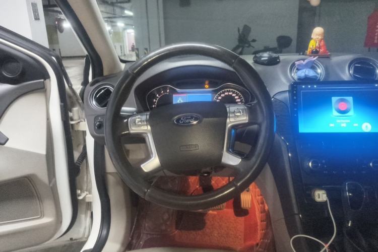Used Ford Mondeo 2011 2.0L GTDi 200 Fashion Edition Steering Wheel