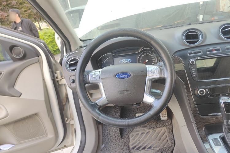 Used Ford Mondeo 2011 2.0L GTDi 200 Fashion Edition Steering Wheel