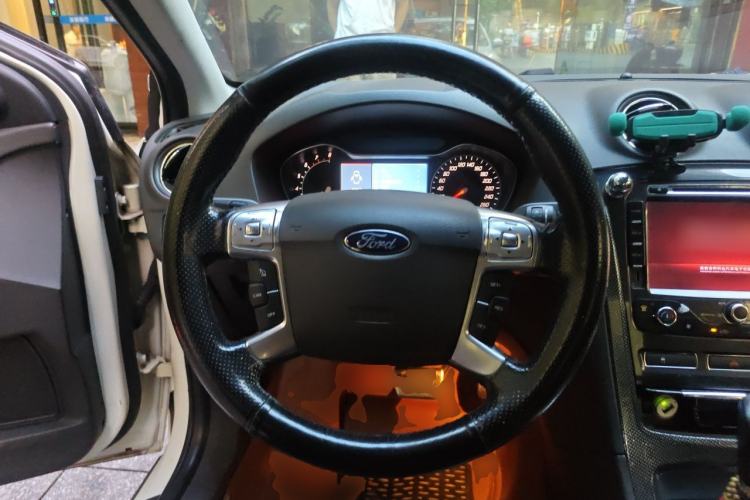 Used Ford Mondeo 2011 2.0L GTDi 200 Luxury Edition Steering Wheel