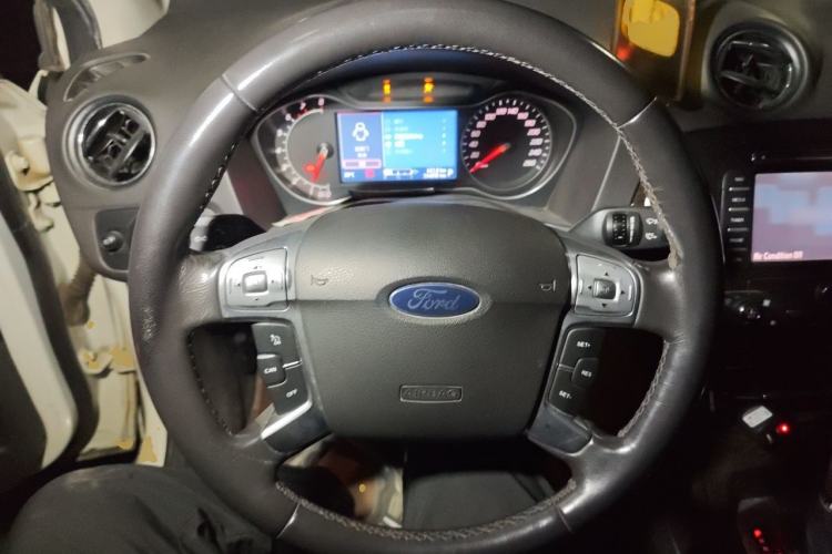 Used Ford Mondeo 2011 2.0L GTDi 200 Luxury Edition Steering Wheel
