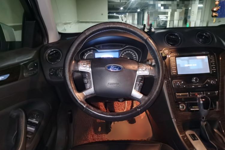 Used Ford Mondeo 2011 2.3L Luxury Model Steering Wheel