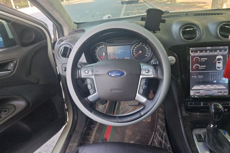 Used Ford Mondeo 2011 2.0L GTDi 200 Luxury Edition Steering Wheel