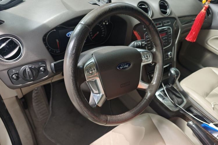 Used Ford Mondeo 2011 2.0L GTDi 200 Fashion Edition Steering Wheel