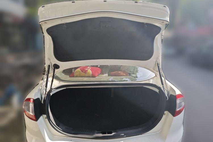 Used Ford Mondeo 2011 2.0L GTDi 200 Fashion Edition Trunk