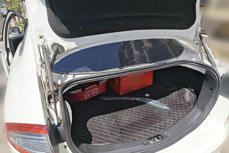 Used Ford Mondeo 2011 2.3L Luxury Model Trunk