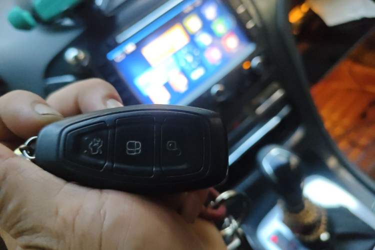 Used Ford Mondeo 2011 2.0L GTDi 200 Luxury Edition Vehicle Key
