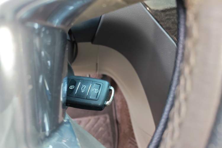Used Ford Mondeo 2011 2.0L GTDi 200 Fashion Edition Vehicle Key