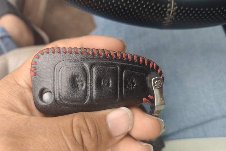 Used Ford Mondeo 2011 2.3L Fashion Edition Vehicle Key