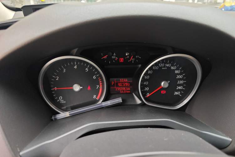 Used Ford Mondeo 2011 2.3L Fashion Edition Instrument Cluster