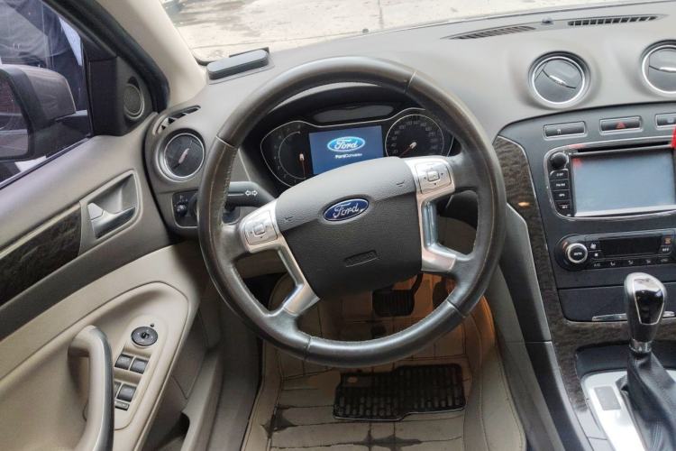 Used Ford Mondeo 2011 2.0L GTDi 200 Fashion Edition Steering Wheel