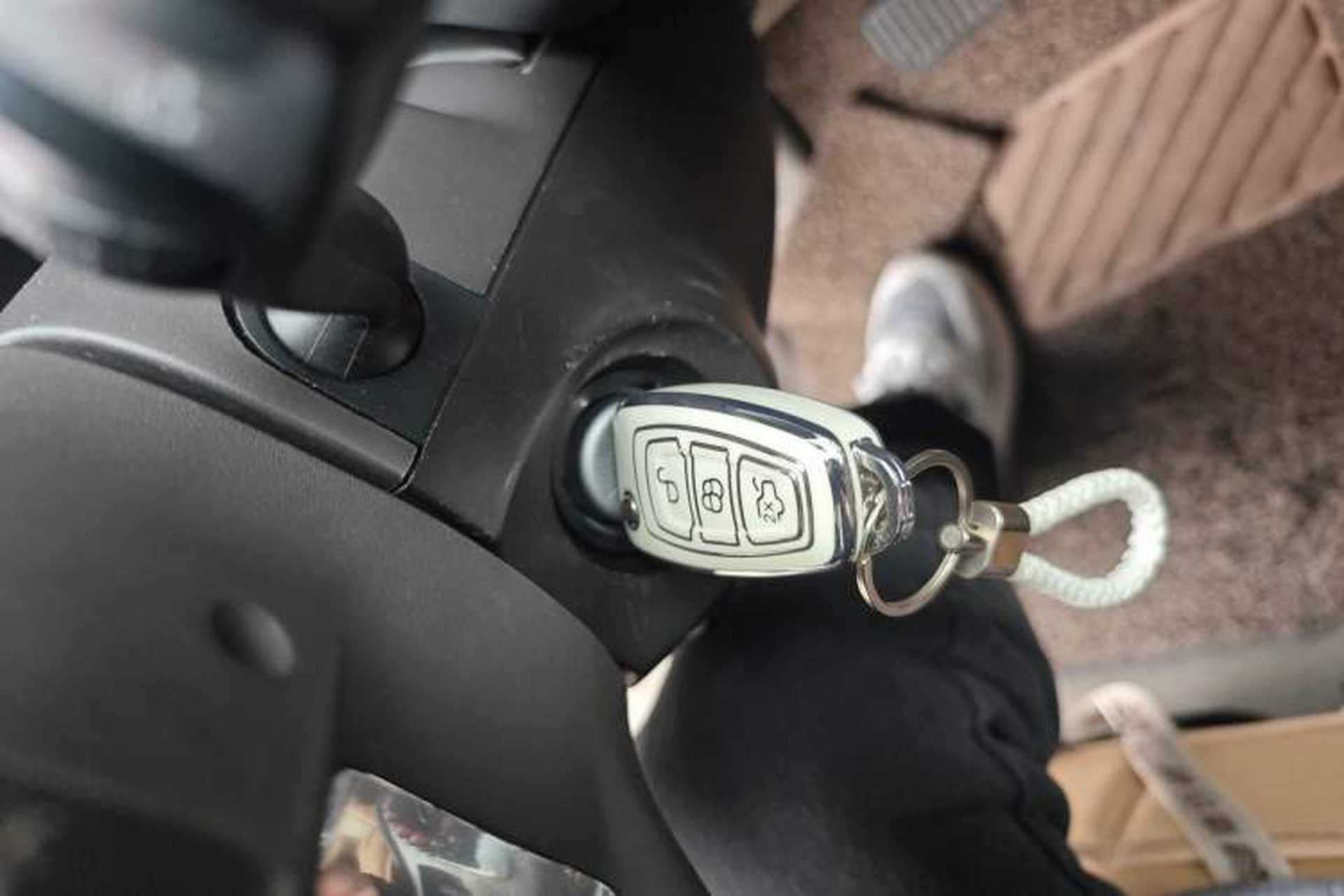 Used Ford Mondeo 2011 2.3L Fashion Edition Vehicle Key