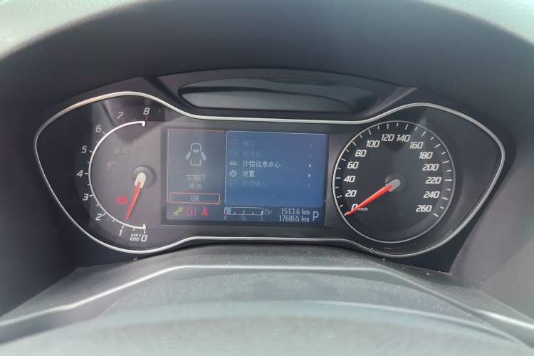 Used Ford Mondeo 2012 2.0L GTDi240 Flagship Sport Edition Instrument Cluster
