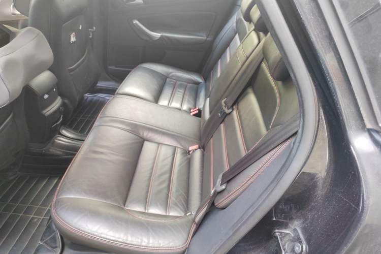 Used Ford Mondeo 2012 2.0L GTDi240 Flagship Sport Edition Left Rear Seat
