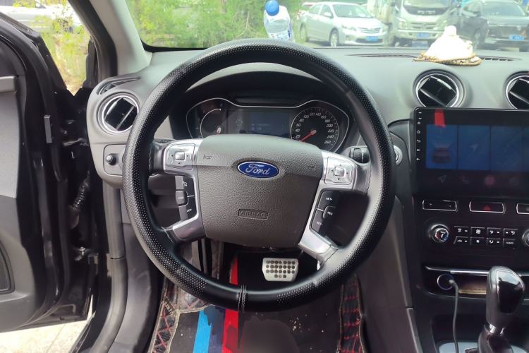 Used Ford Mondeo 2012 2.0L GTDi240 Flagship Sport Edition Steering Wheel