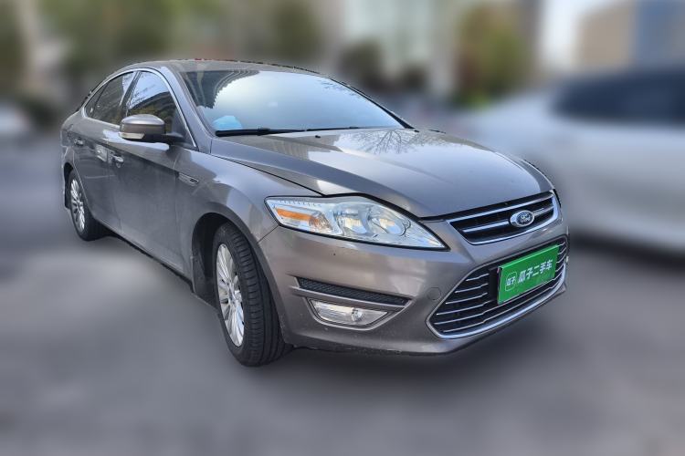 Used Ford Mondeo 2012 2.0L GTDi240 Flagship Sport Edition Front Right 45 Deg