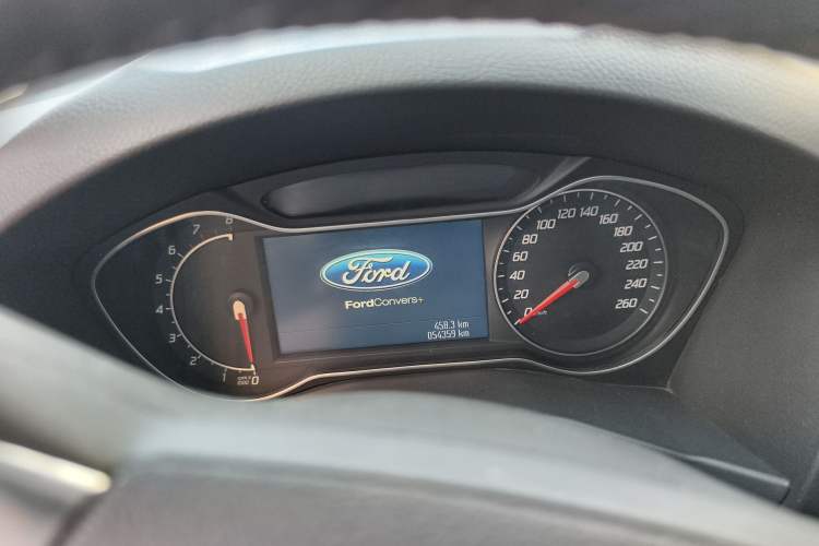 Used Ford Mondeo 2012 2.0L GTDi240 Flagship Sport Edition Instrument Cluster