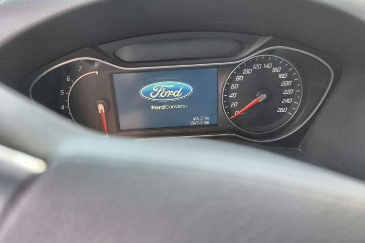 Used Ford Mondeo 2012 2.0L GTDi240 Flagship Sport Edition Odometer Close Up