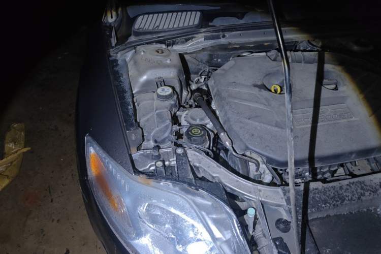 Used Ford Mondeo 2012 2.0L GTDi240 Flagship Sport Edition Engine Bay Right
