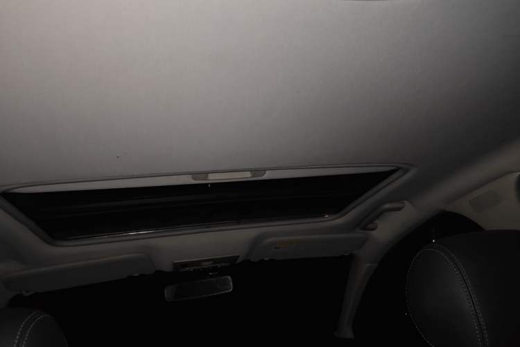 Used Ford Mondeo 2012 2.0L GTDi240 Flagship Sport Edition Headliner