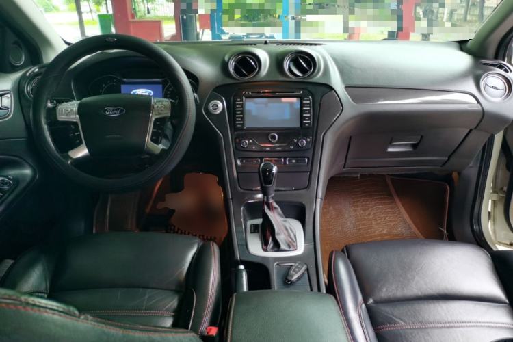 Used Ford Mondeo 2012 2.0L GTDi240 Flagship Sport Edition Center Console