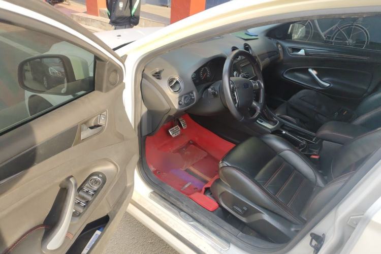 Used Ford Mondeo 2012 2.0L GTDi240 Flagship Sport Edition Driver Seat