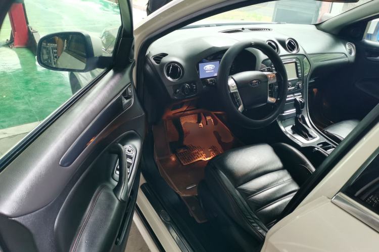 Used Ford Mondeo 2012 2.0L GTDi240 Flagship Sport Edition Driver Seat