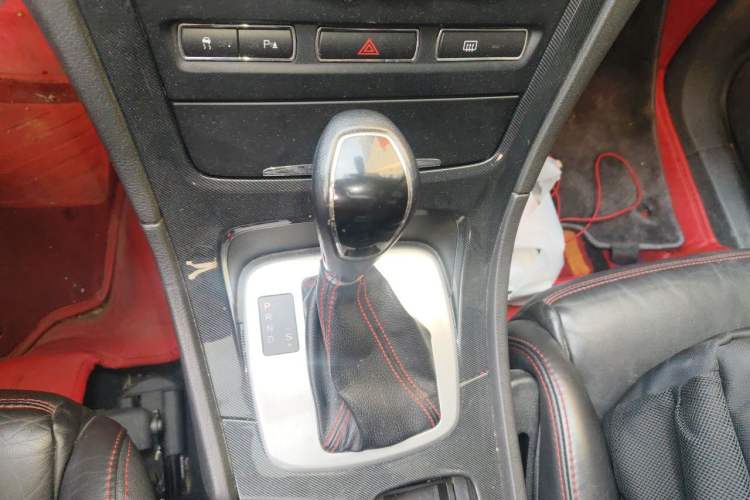 Used Ford Mondeo 2012 2.0L GTDi240 Flagship Sport Edition Gear Lever