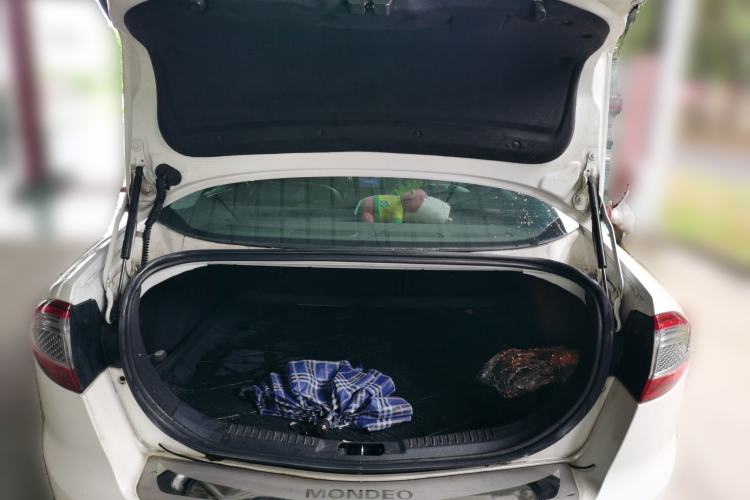 Used Ford Mondeo 2012 2.0L GTDi240 Flagship Sport Edition Trunk