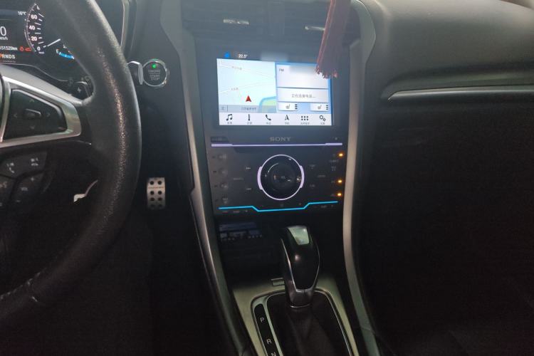 Used Ford Mondeo 2013 2.0L GTDi240 Luxury Sport Model Audio And AC Panel