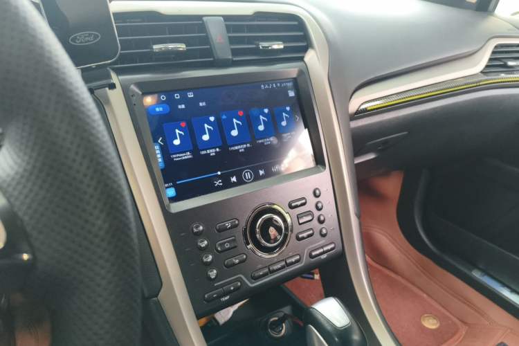 Used Ford Mondeo 2013 2.0L GTDi 200 Fashion Edition Audio And AC Panel