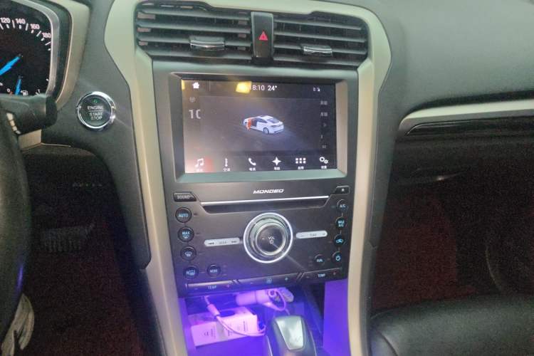 Used Ford Mondeo 2013 2.0L GTDi 200 Fashion Edition Audio And AC Panel