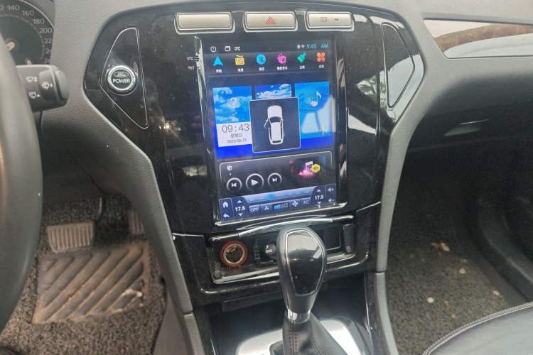Used Ford Mondeo 2013 2.3L Fashion Edition Audio And AC Panel