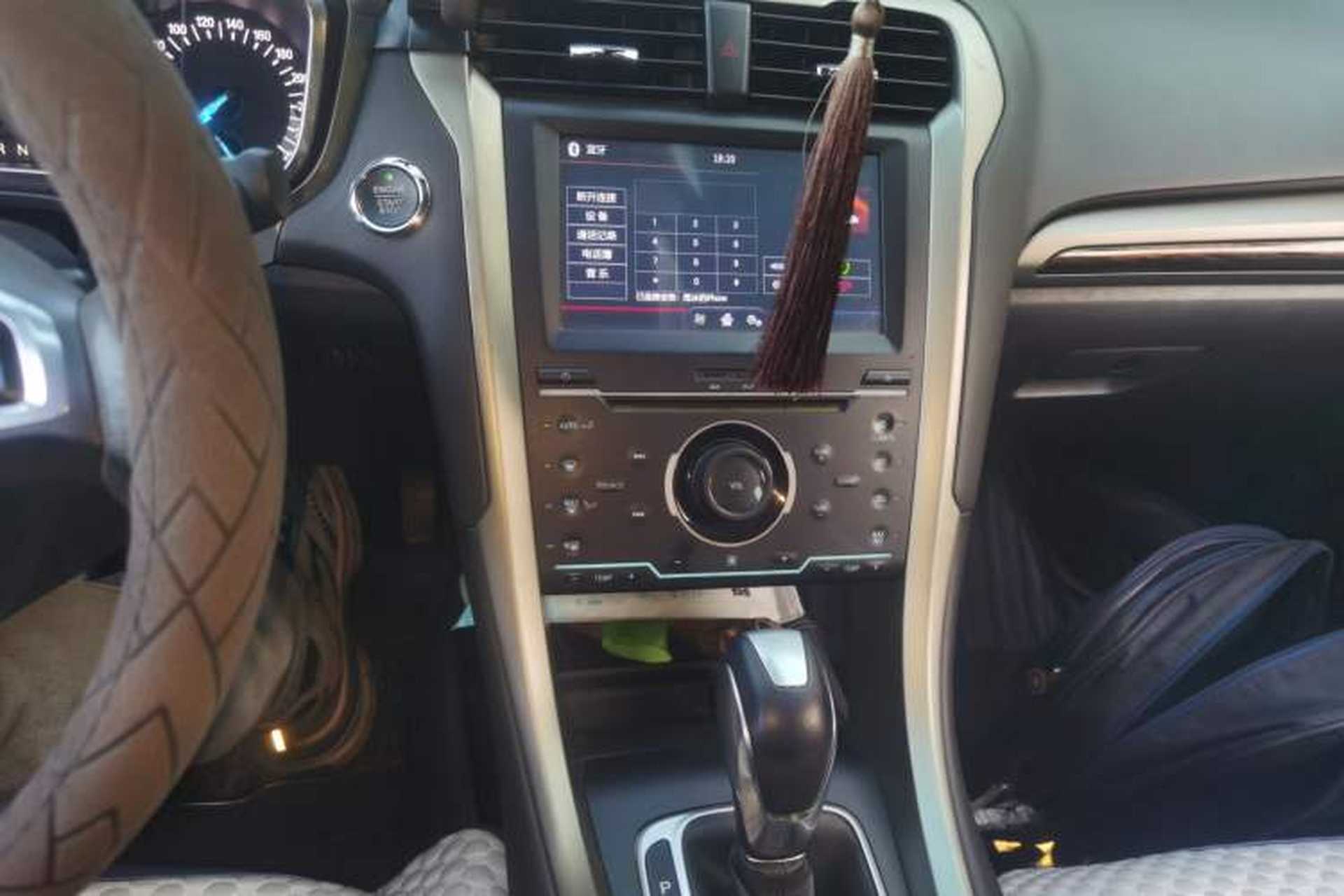 Used Ford Mondeo 2013 2.0L GTDi 200 Fashion Edition Audio And AC Panel