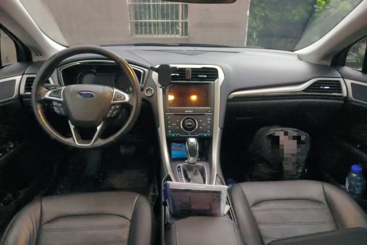 Used Ford Mondeo 2013 2.0L GTDi240 Flagship Edition Center Console