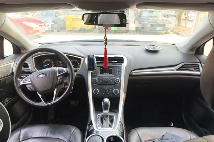 Used Ford Mondeo 2013 1.5L GTDi180 Fashion Edition Center Console