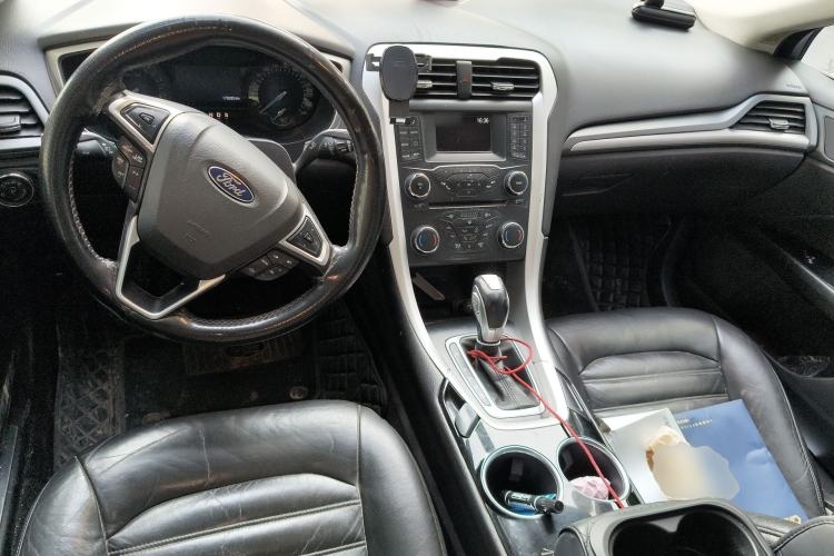 Used Ford Mondeo 2013 1.5L GTDi180 Fashion Edition Center Console