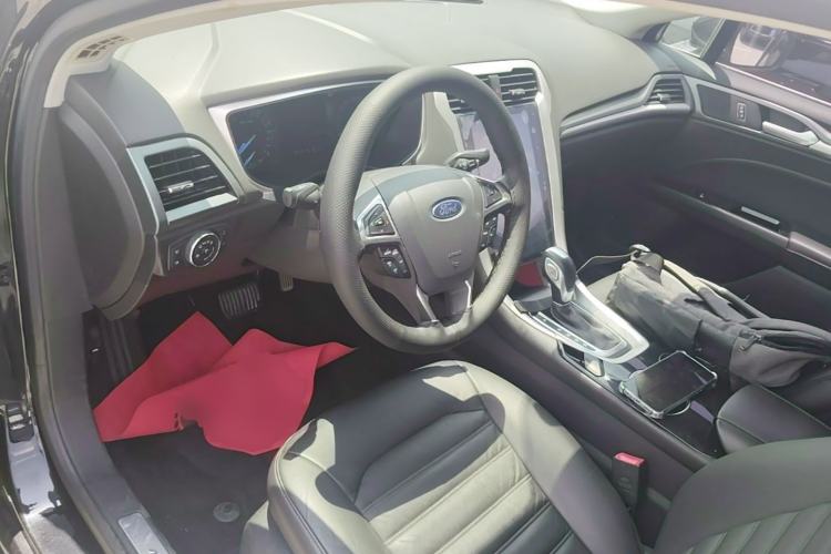 Used Ford Mondeo 2013 1.5L GTDi180 Fashion Edition Center Console